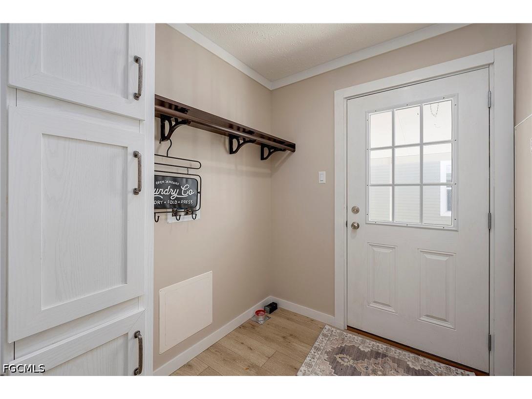 93 Poinsettia Drive Fort Myers FL 33905 2026022765 image14