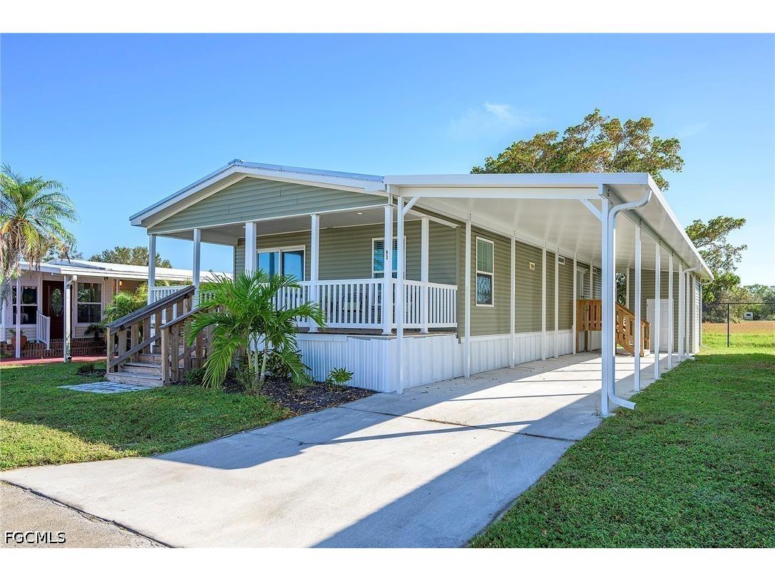 93 Poinsettia Drive Fort Myers FL 33905 2026022765 image21