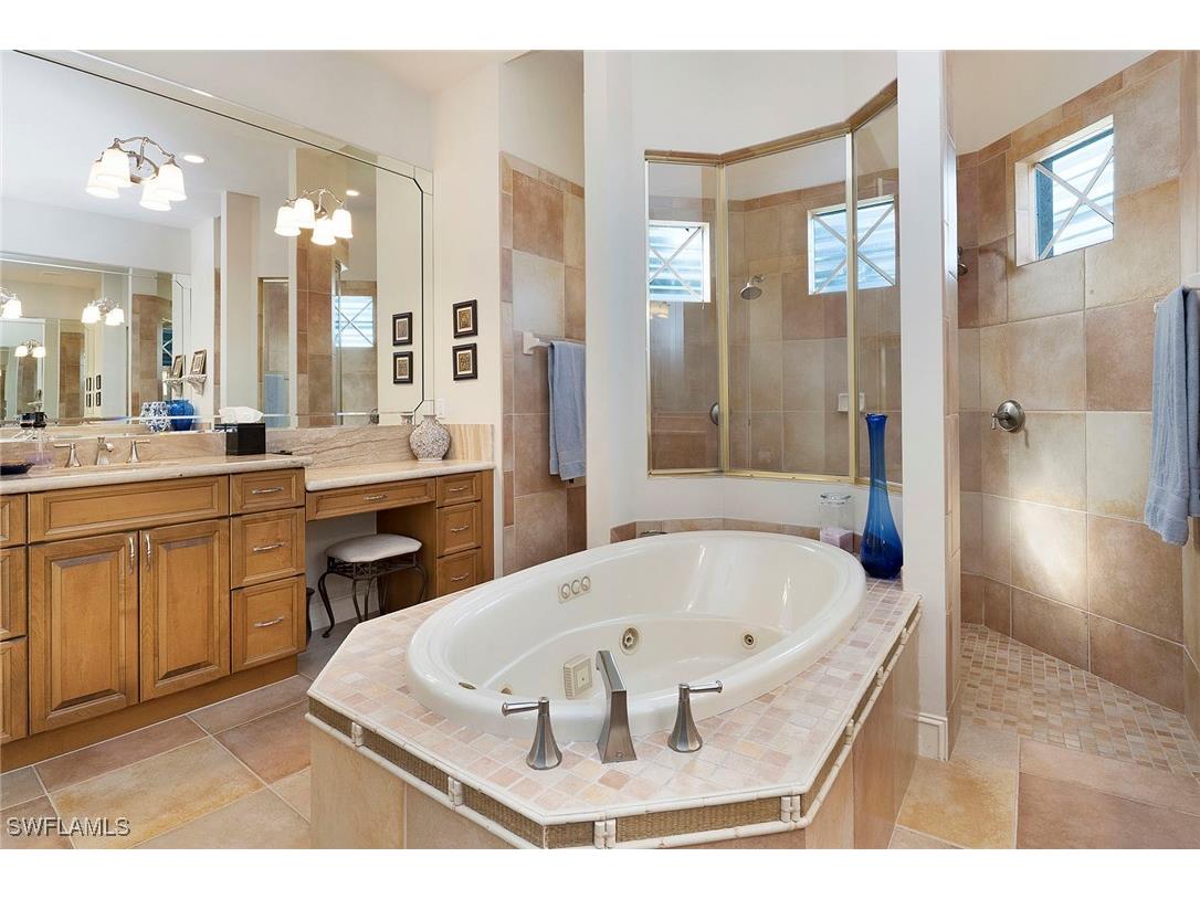 93 S Seas Court Marco Island FL 34145 225081872 image12