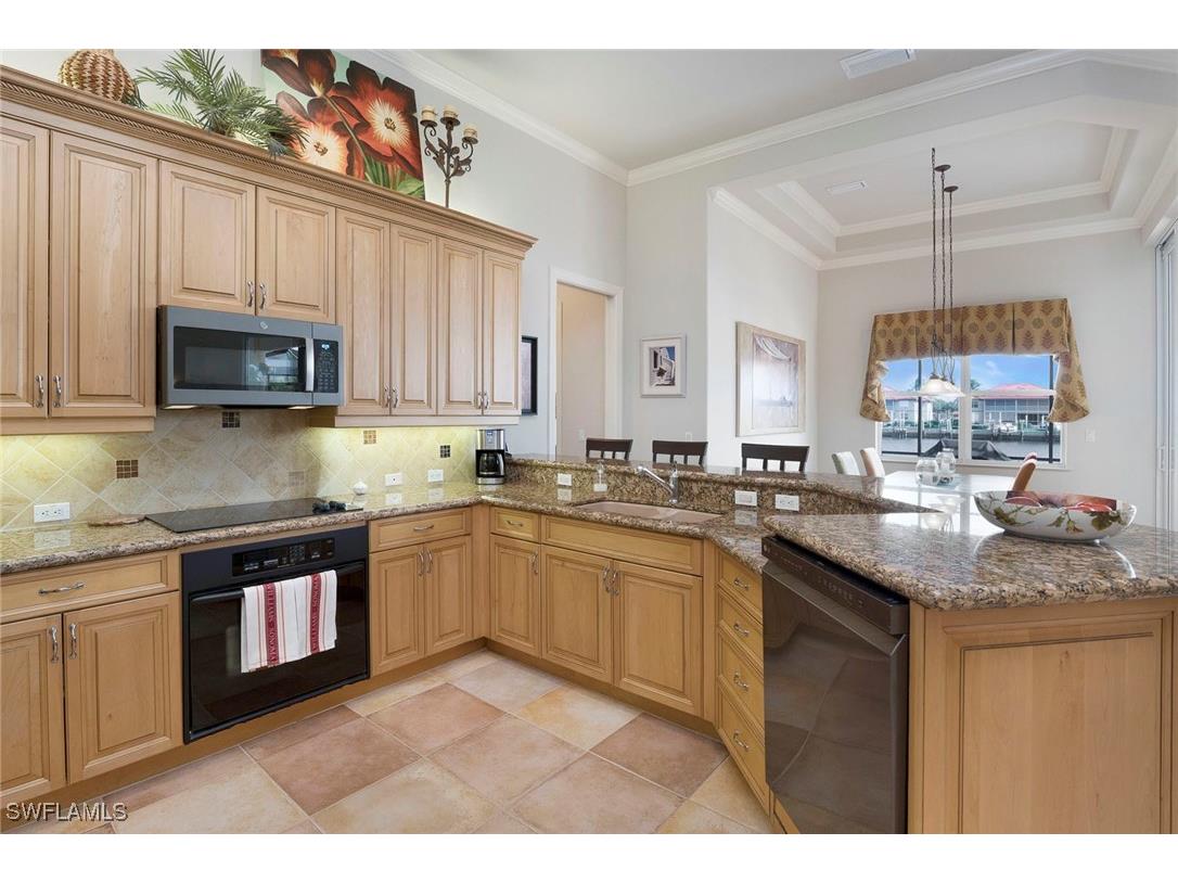 93 S Seas Court Marco Island FL 34145 225081872 image15