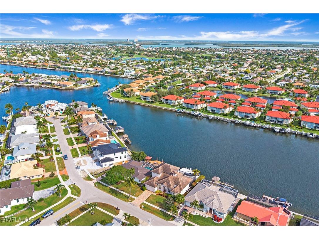 93 S Seas Court Marco Island FL 34145 225081872 image44