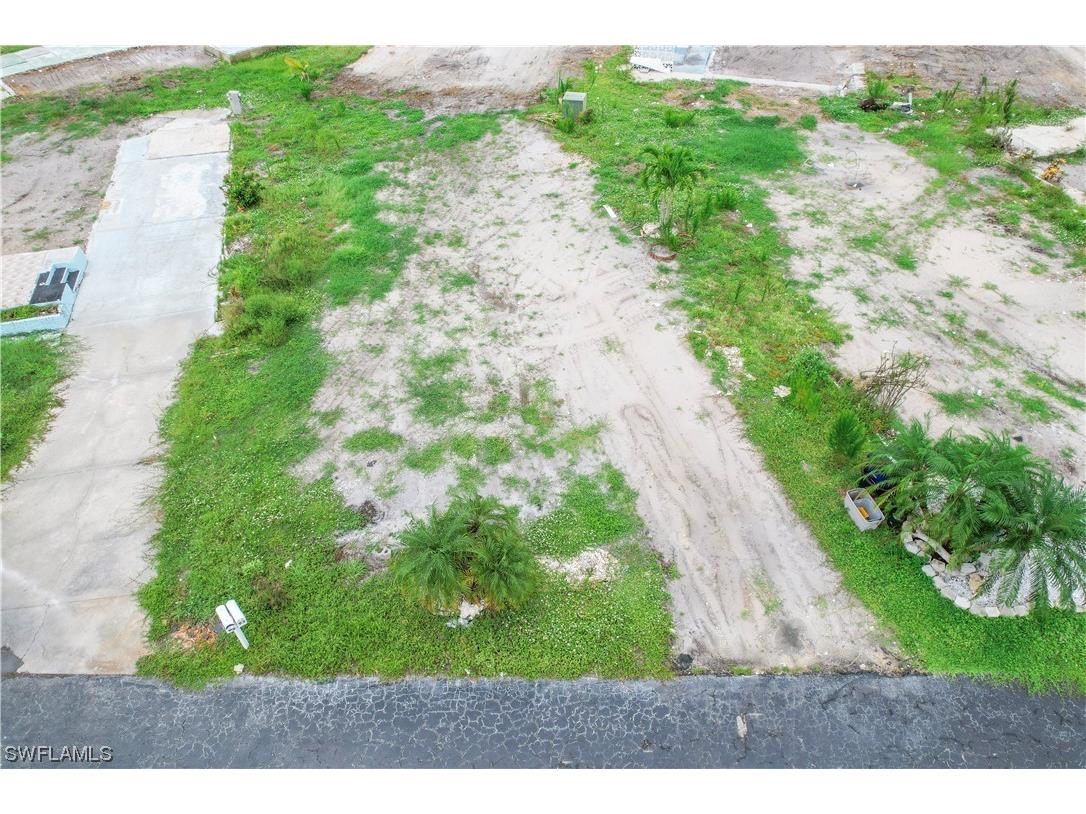 93 Sycamore Lane Fort Myers FL 33908 223055102 image1