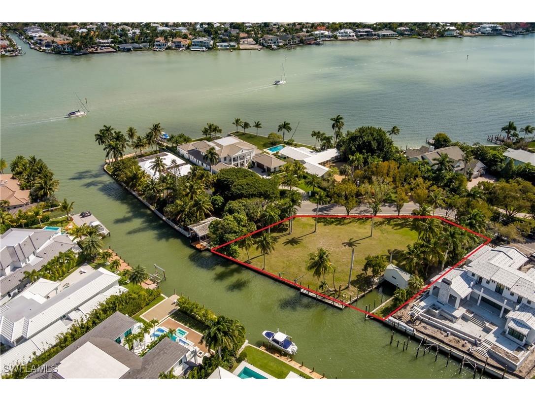 930 18th Avenue S Naples FL 34102 225068501 image1