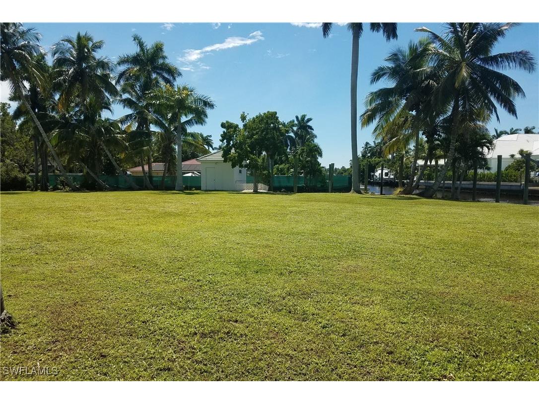 930 18th Avenue S Naples FL 34102 225068501 image10