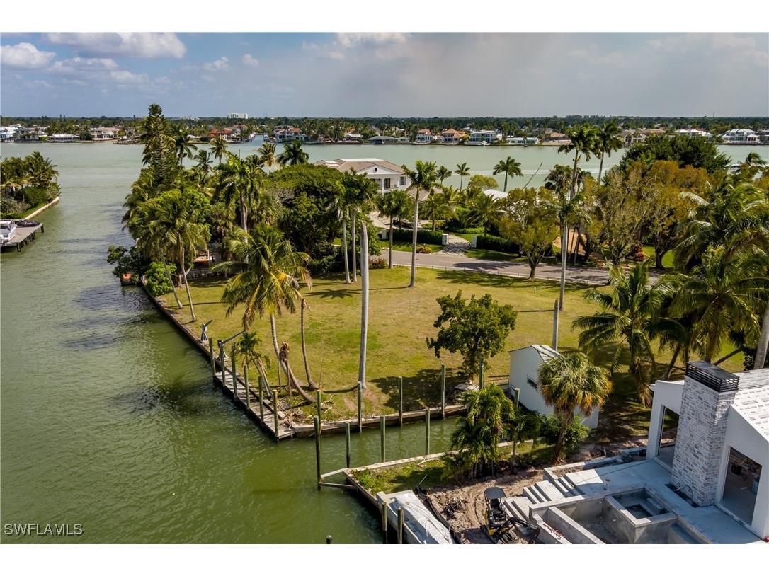 930 18th Avenue S Naples FL 34102 225068501 image6