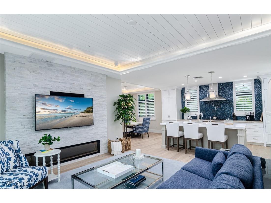 930 9th Street S #930 Naples FL 34102 225060515 image1