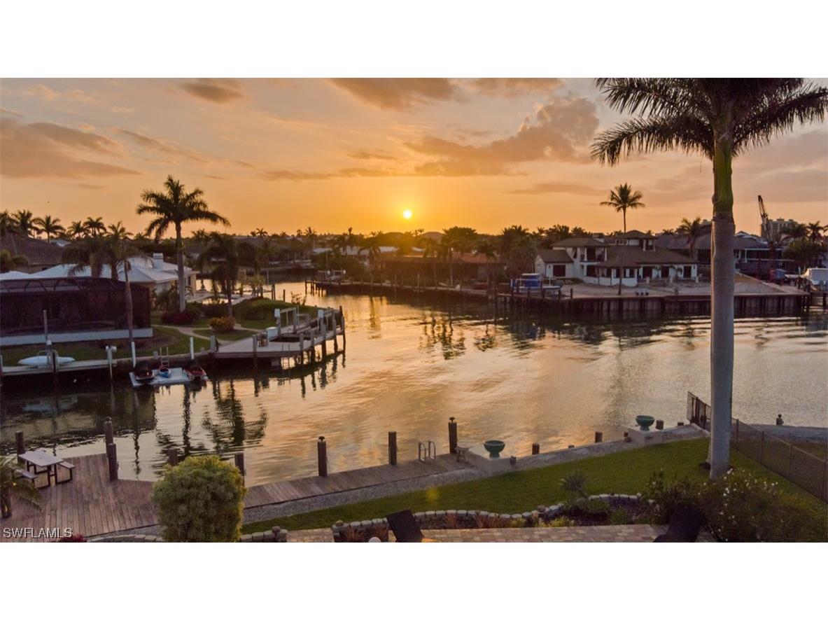 930 Iris Court Marco Island FL 34145 223028257 image1