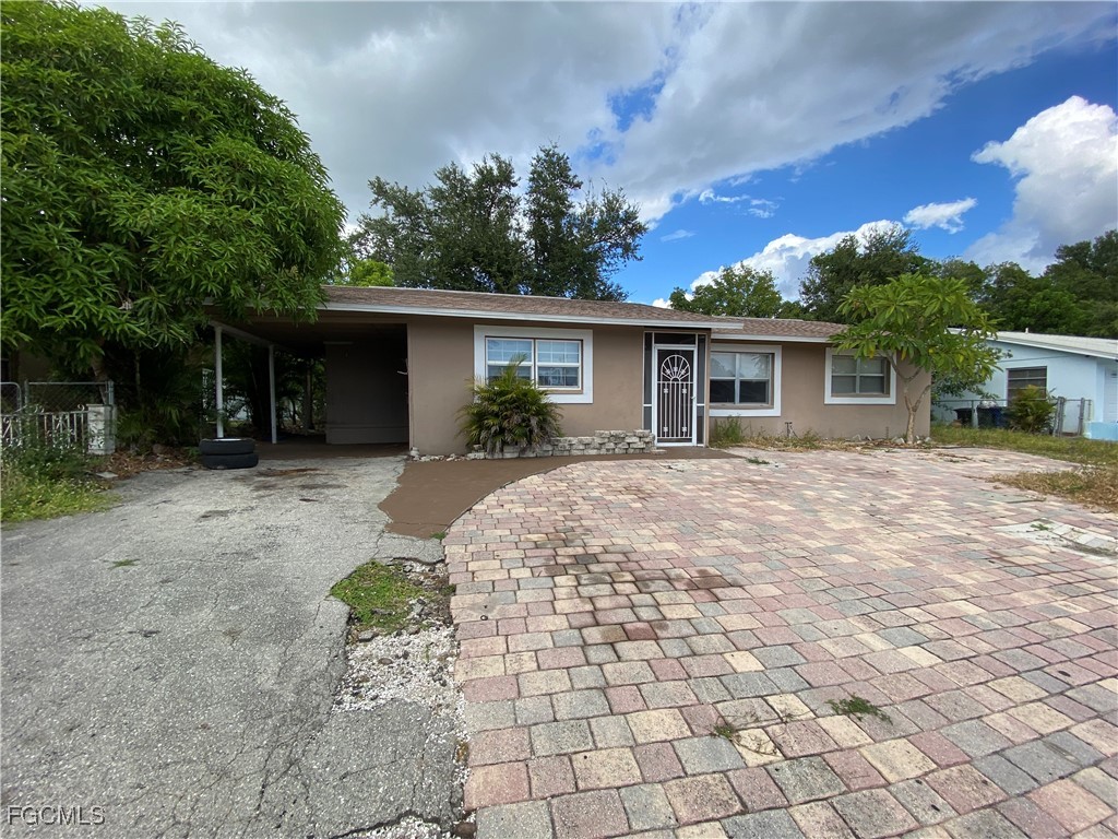 930 Jasmine Street North Fort Myers FL 33903 2025017419 image3