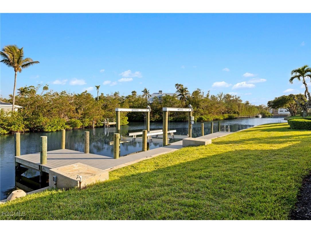 930 Kings Crown Drive Sanibel FL 33957 2025019682 image35