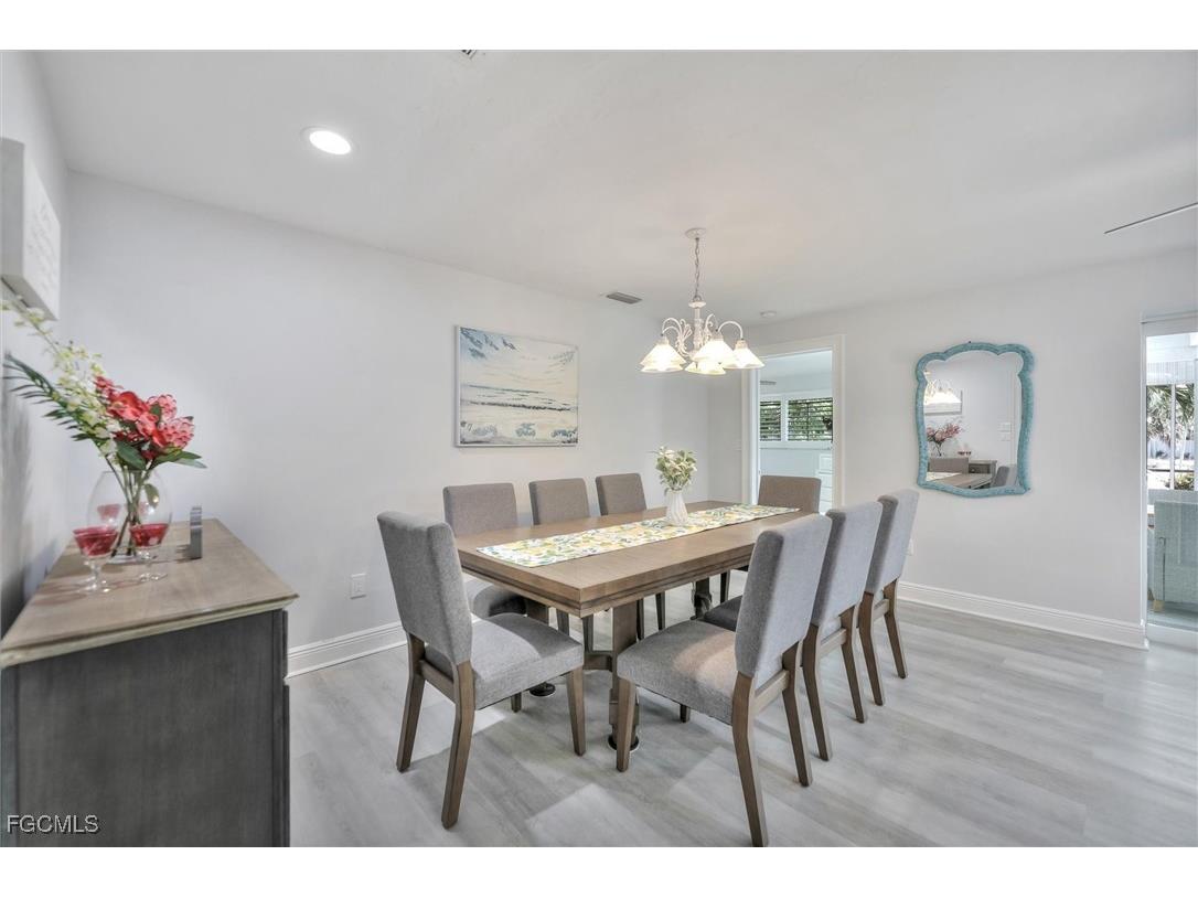 930 Lindgren Boulevard Sanibel FL 33957 2025014174 image13