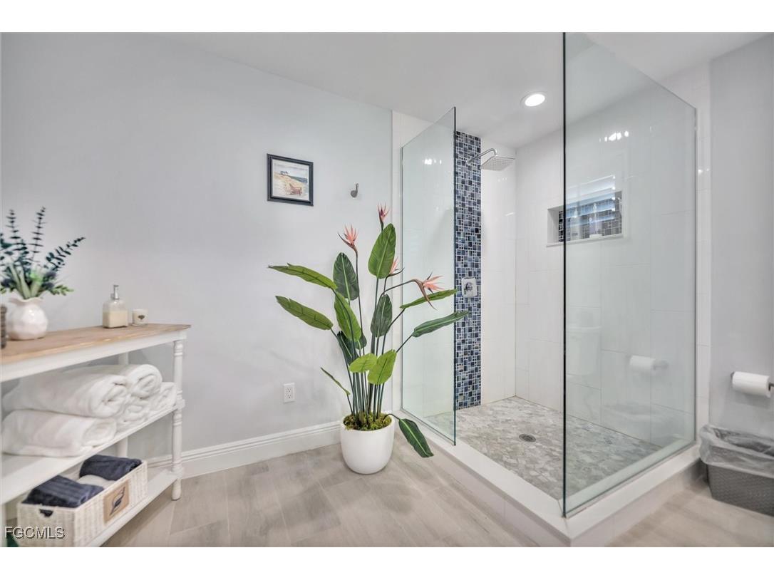 930 Lindgren Boulevard Sanibel FL 33957 2025014174 image19