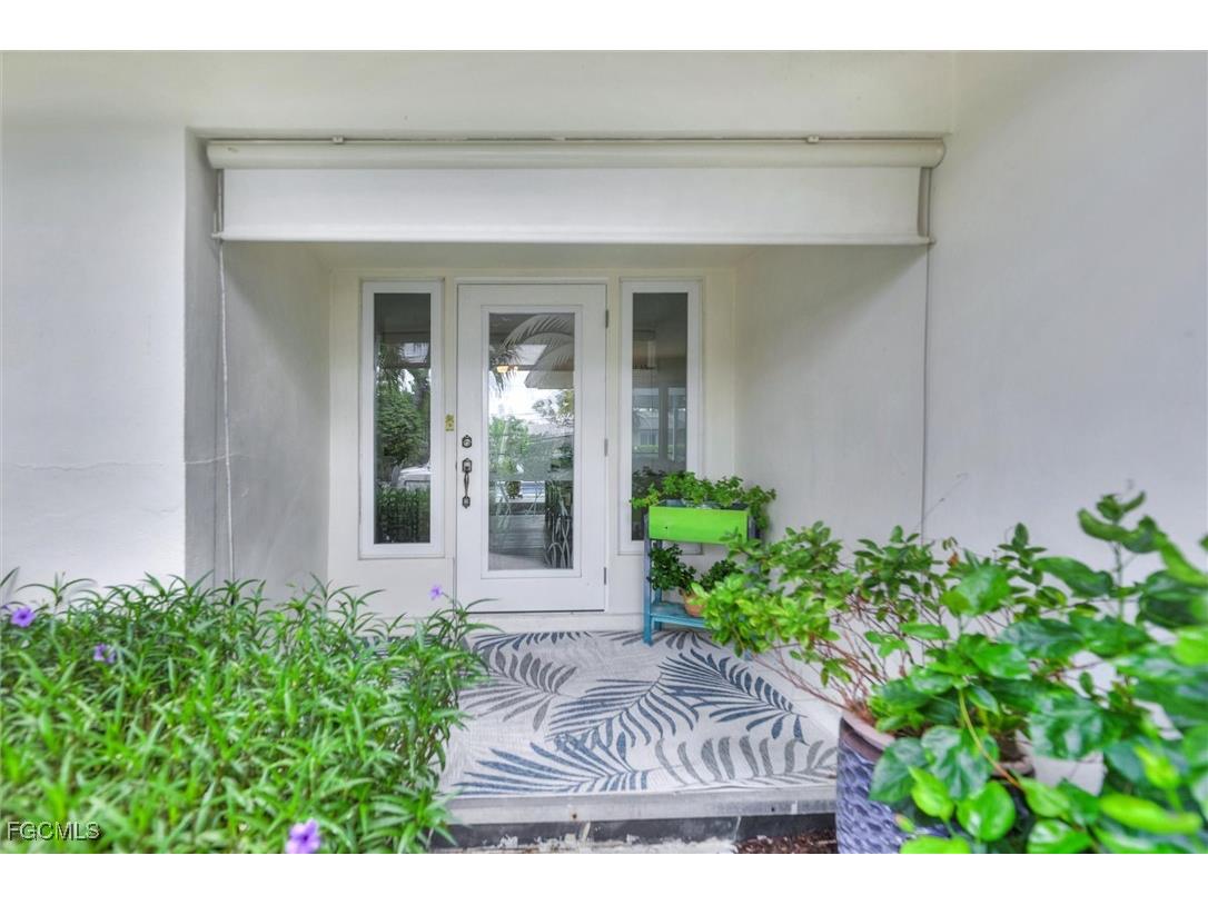 930 Lindgren Boulevard Sanibel FL 33957 2025014174 image3