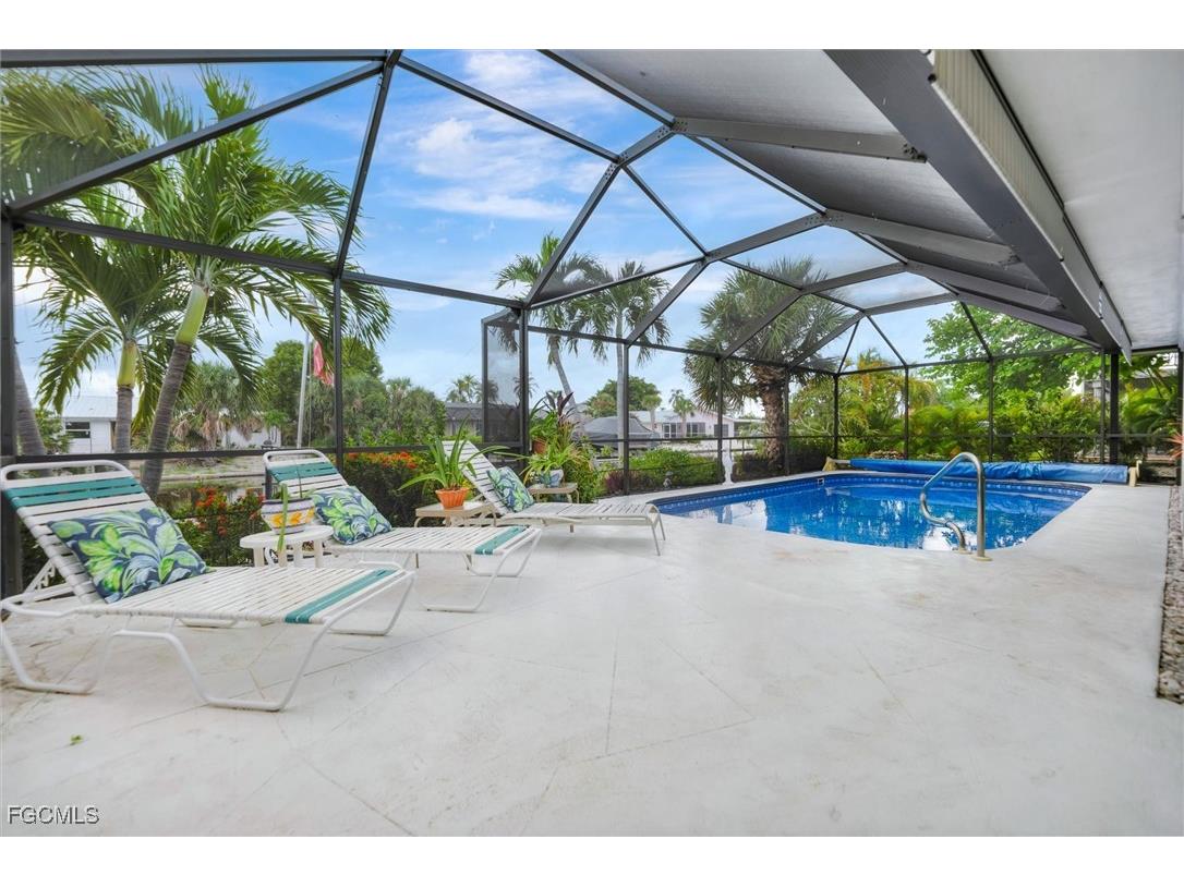 930 Lindgren Boulevard Sanibel FL 33957 2025014174 image30