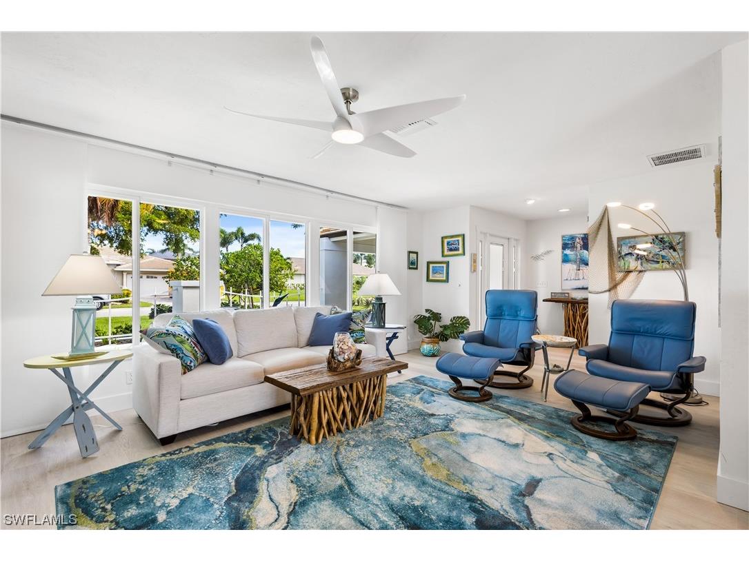 930 S Town And River Drive Fort Myers FL 33919 223066820 image1