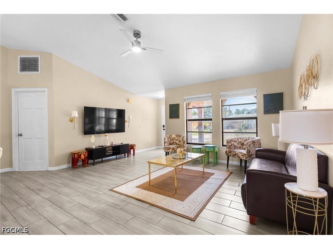 930 SW 34th Street Cape Coral FL 33914 2026016967 image14