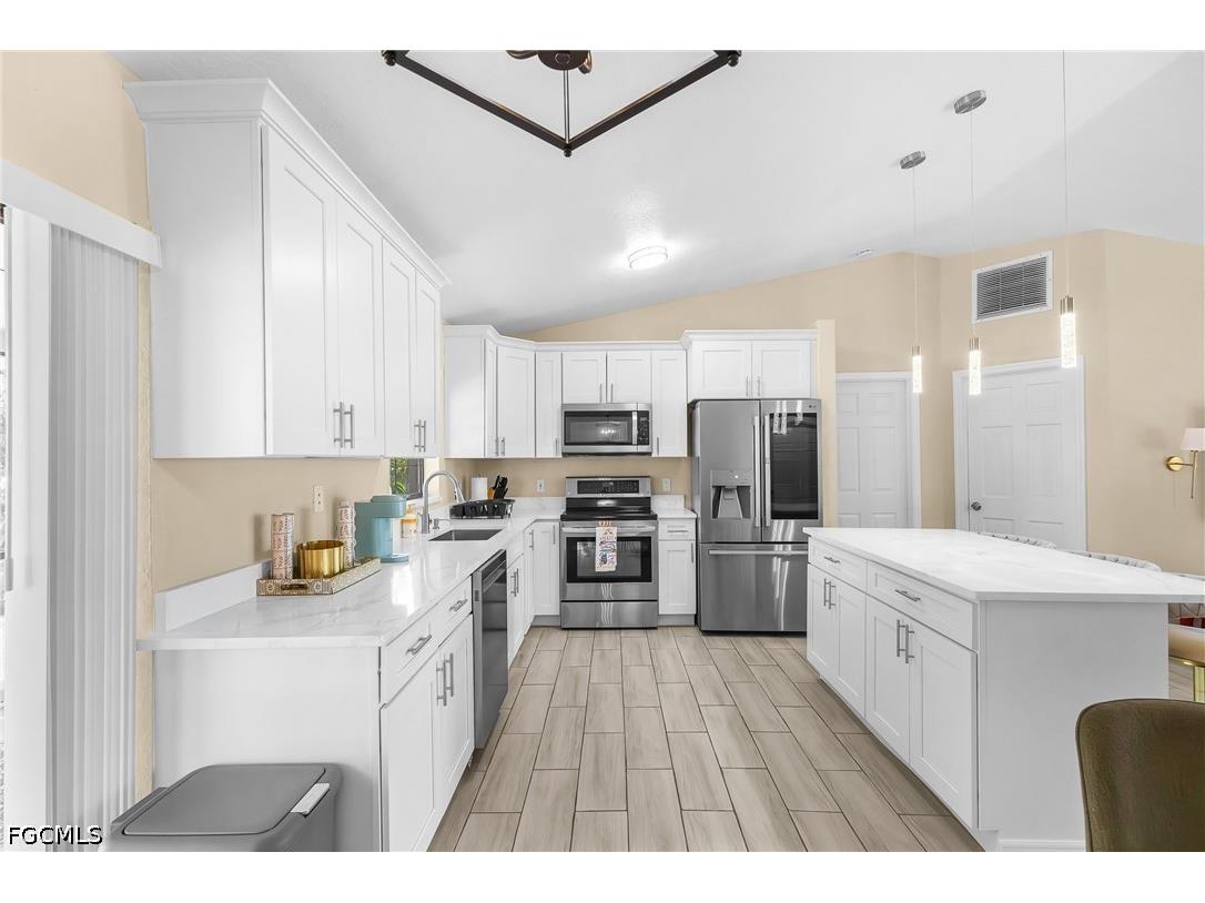 930 SW 34th Street Cape Coral FL 33914 2026016967 image16