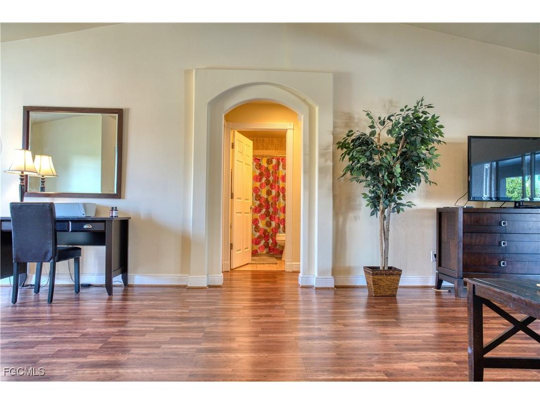 930 SW 37th Terrace Cape Coral FL 33914 2025009161 image12