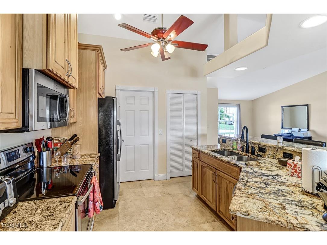 930 SW 37th Terrace Cape Coral FL 33914 2025009161 image15