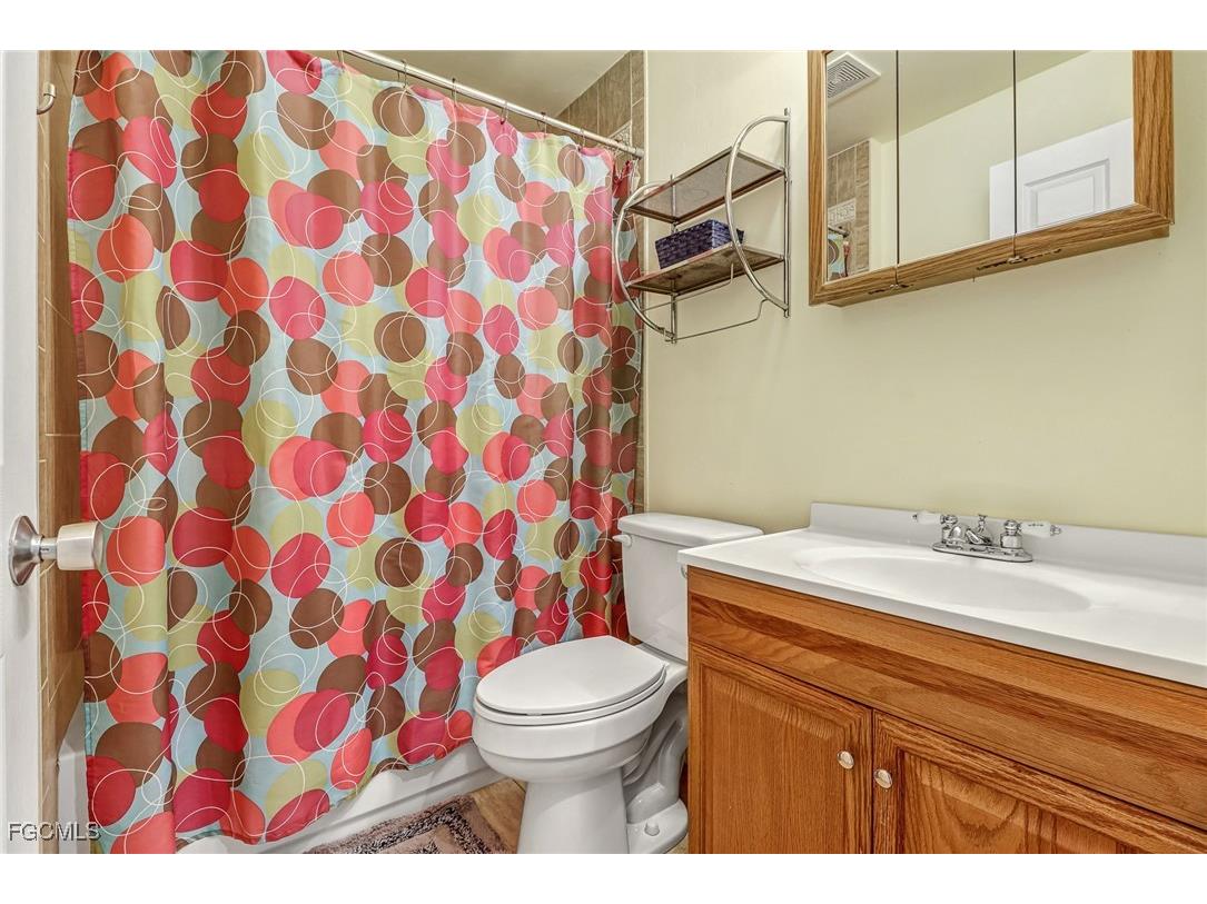 930 SW 37th Terrace Cape Coral FL 33914 2025009161 image26