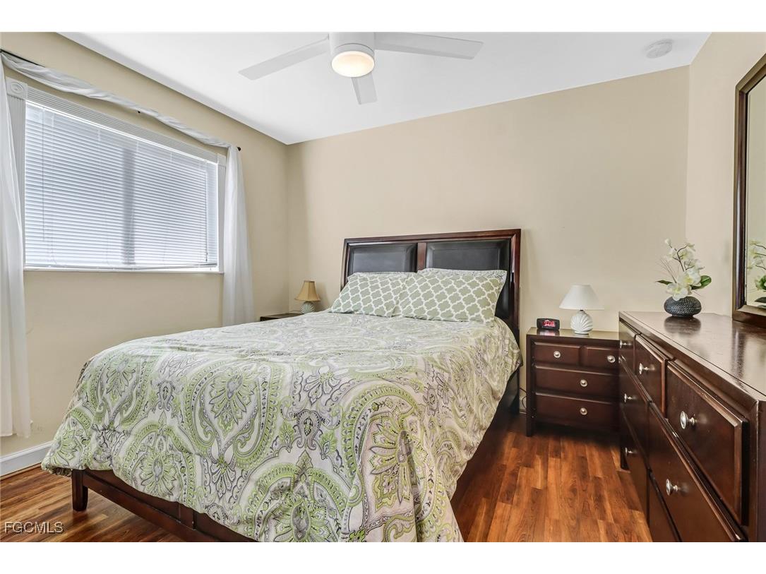 930 SW 37th Terrace Cape Coral FL 33914 2025009161 image27