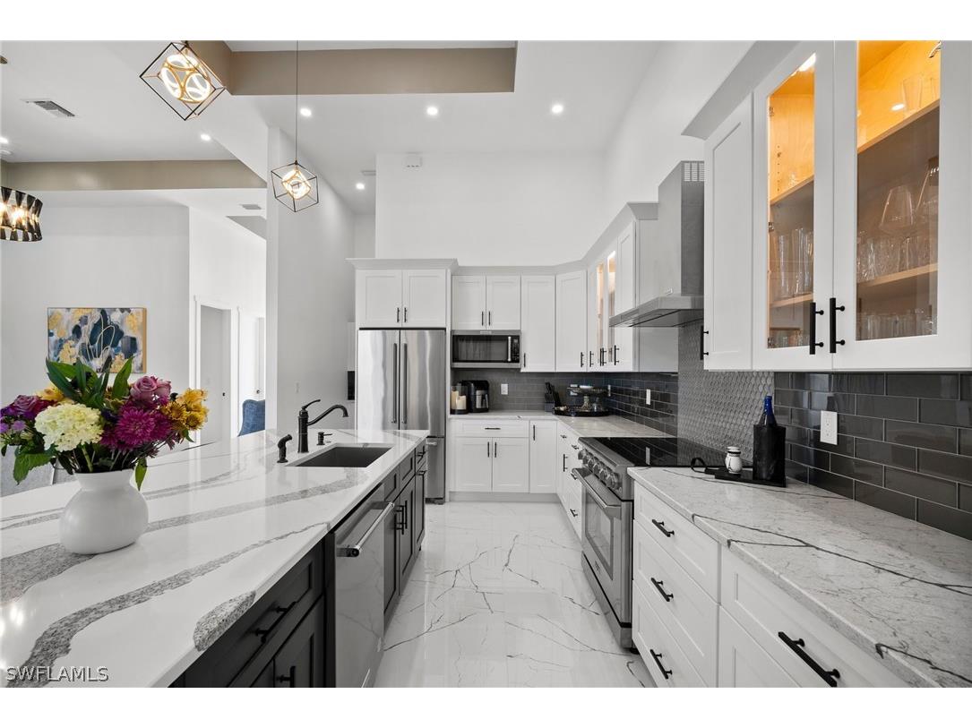 930 Sycamore Court Marco Island FL 34145 226012341 image8