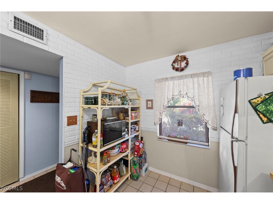 9305 Lake Park Drive #102 Fort Myers FL 33919 2026006735 image12