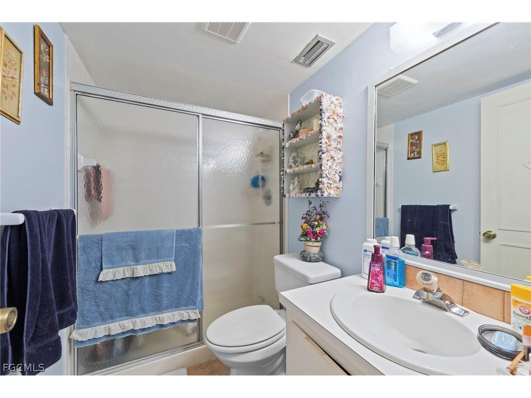 9305 Lake Park Drive #102 Fort Myers FL 33919 2026006735 image22