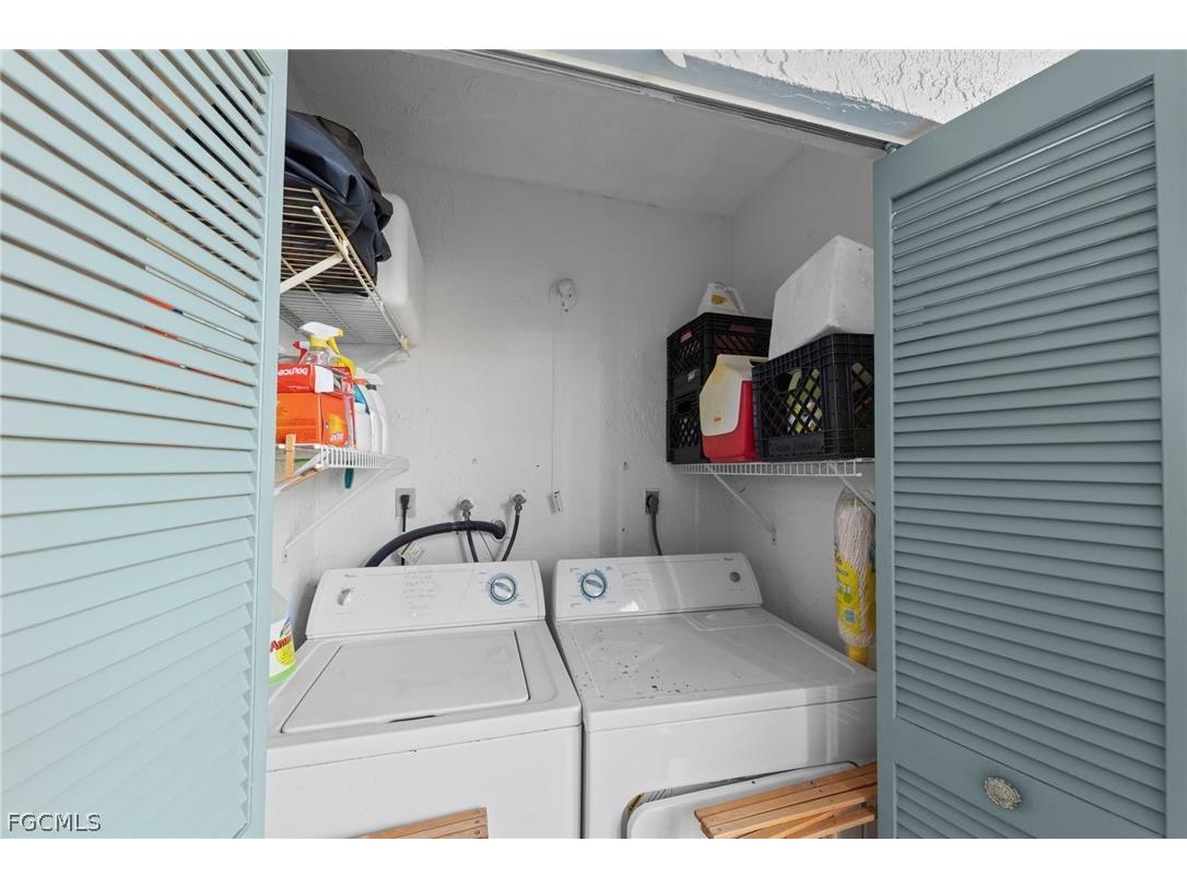 9305 Lake Park Drive #102 Fort Myers FL 33919 2026006735 image26