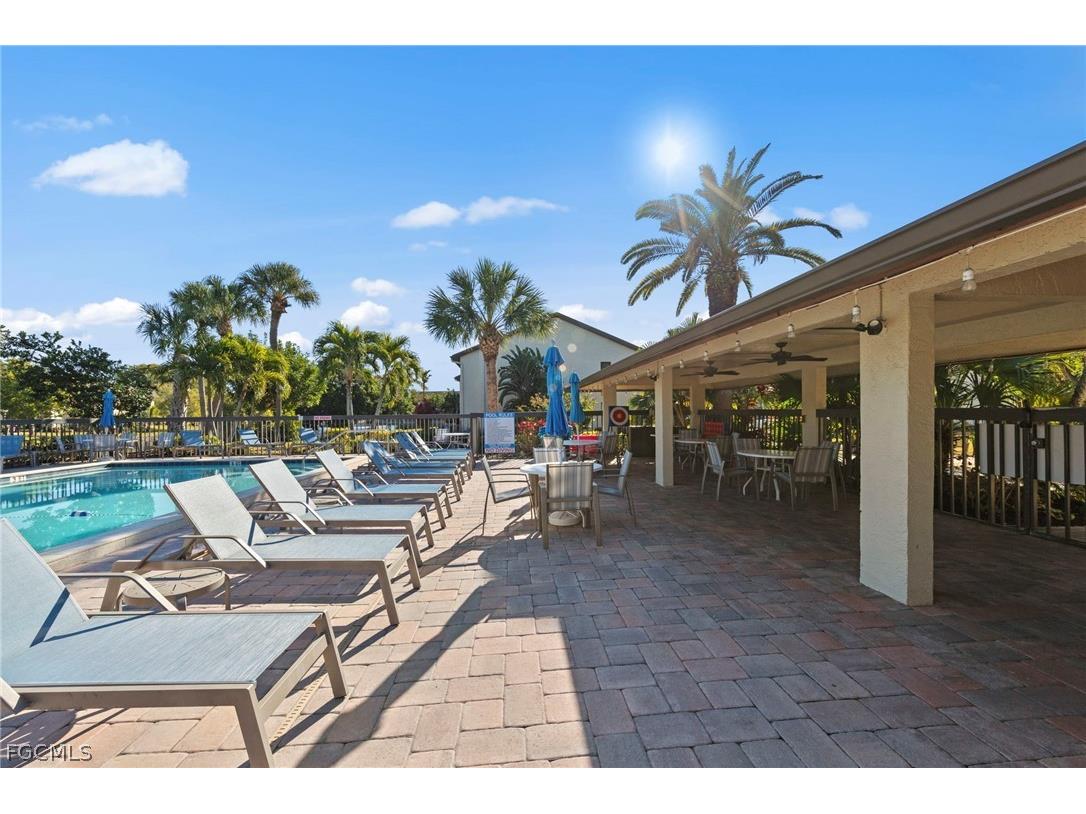 9305 Lake Park Drive #102 Fort Myers FL 33919 2026006735 image35