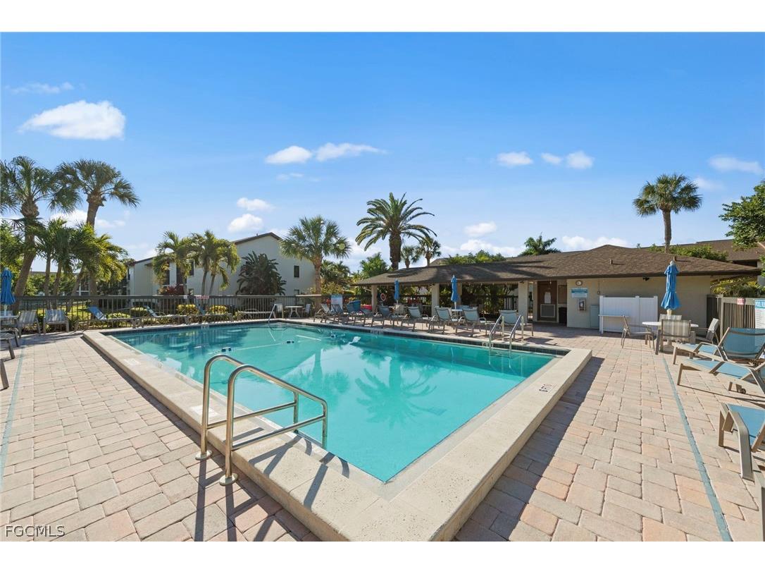 9305 Lake Park Drive #102 Fort Myers FL 33919 2026006735 image36