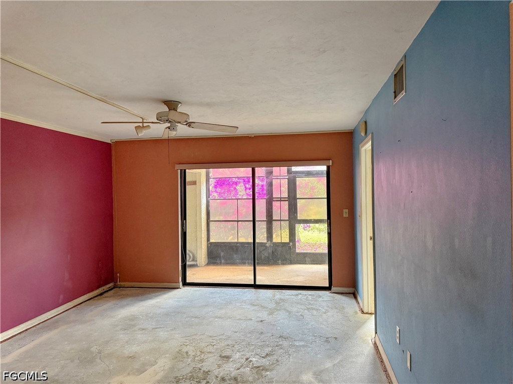 9305 Lake Park Drive #104 Fort Myers FL 33919 2026019682 image11