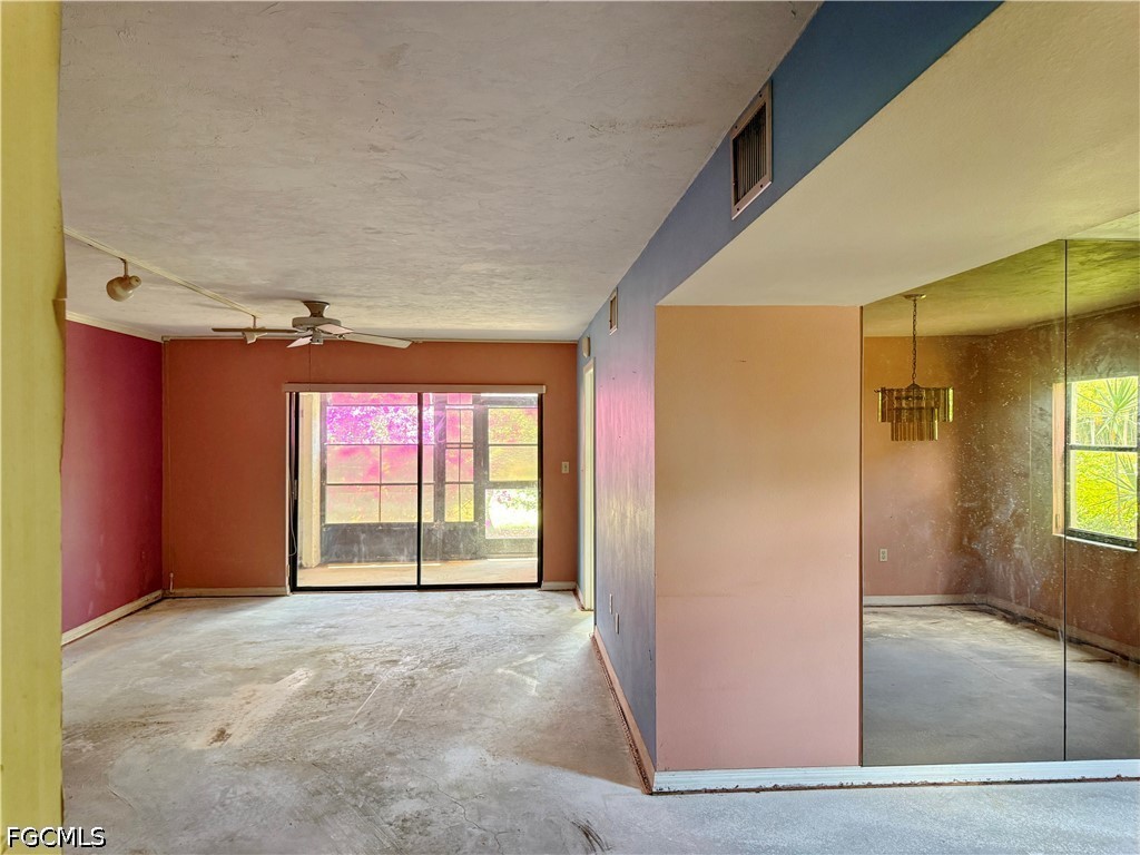 9305 Lake Park Drive #104 Fort Myers FL 33919 2026019682 image9