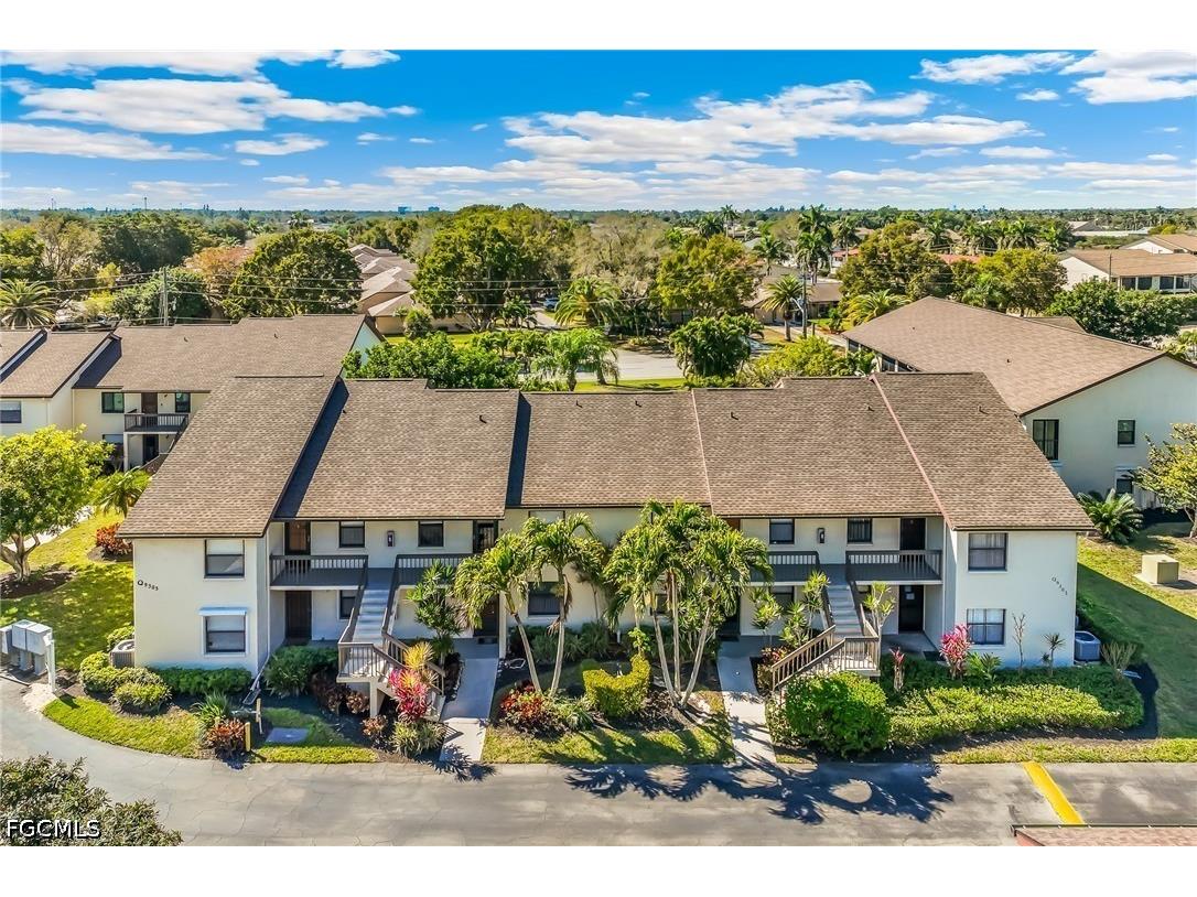 9305 Lake Park Drive #204 Fort Myers FL 33919 2026027251 image3