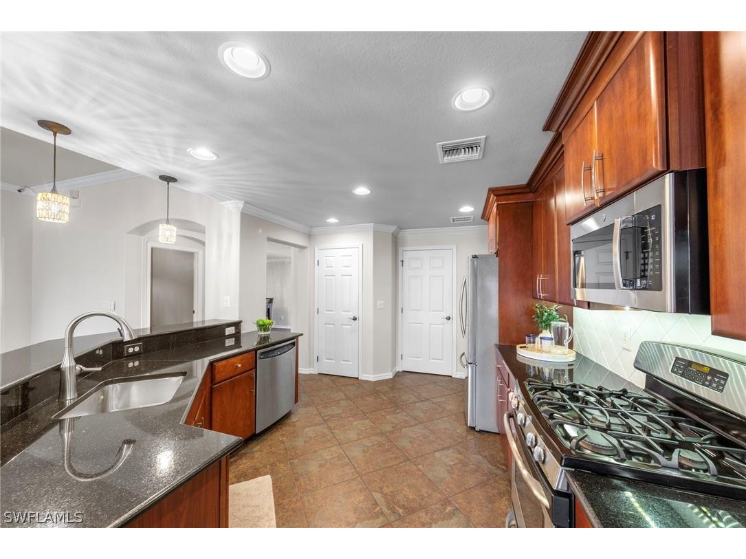 9308 La Bianco Street Estero FL 33967 226007065 image4