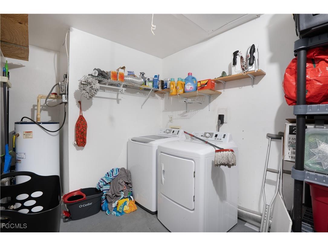 931/933 SE 23rd Place Cape Coral FL 33990 2025018797 image13