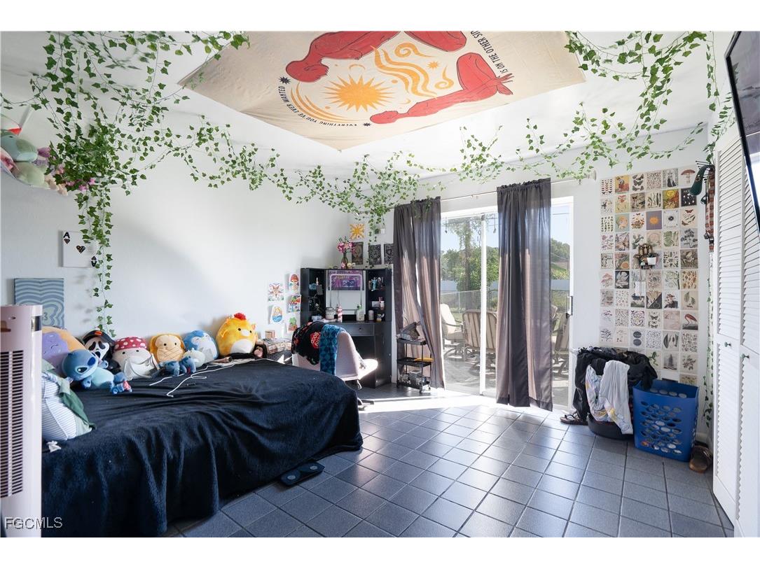 931/933 SE 23rd Place Cape Coral FL 33990 2025018797 image16