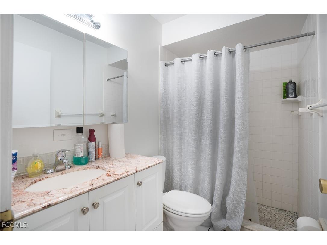 931/933 SE 23rd Place Cape Coral FL 33990 2025018797 image19