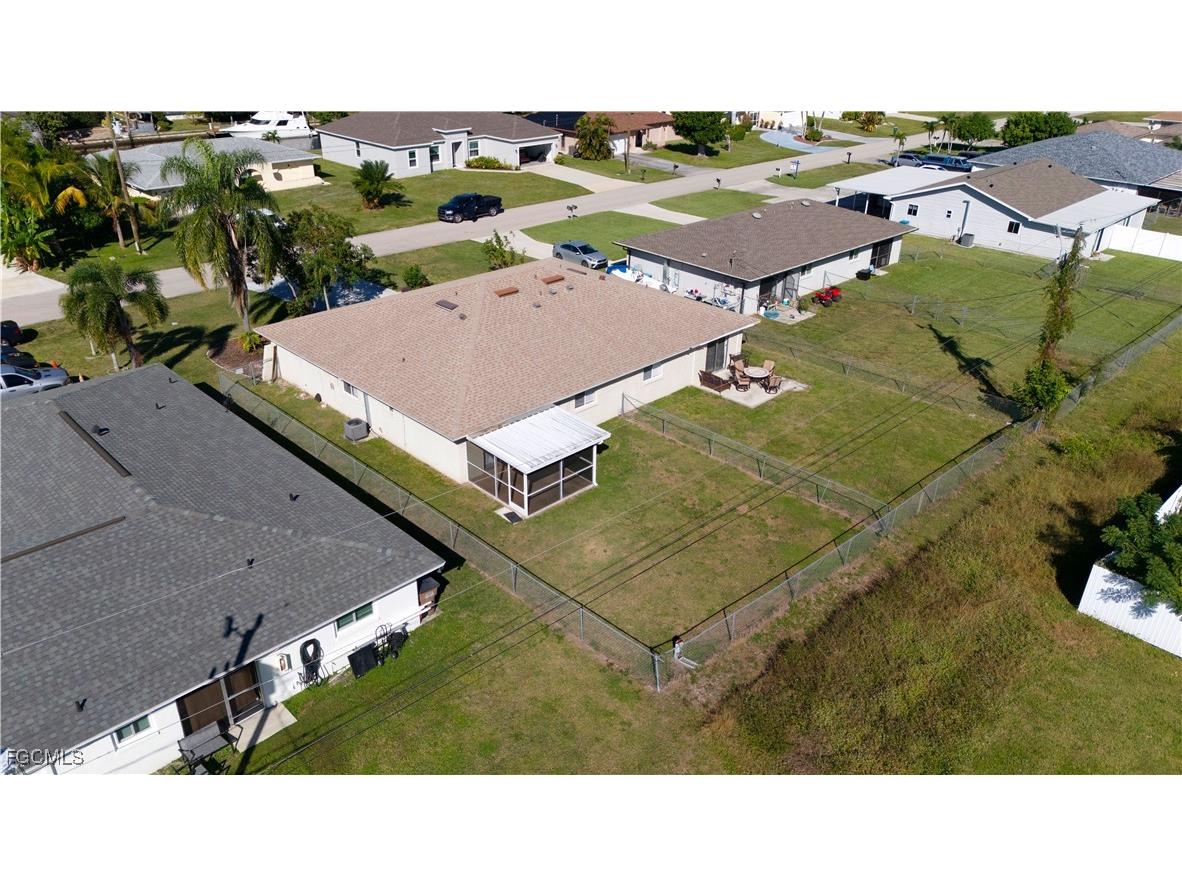 931/933 SE 23rd Place Cape Coral FL 33990 2025018797 image45