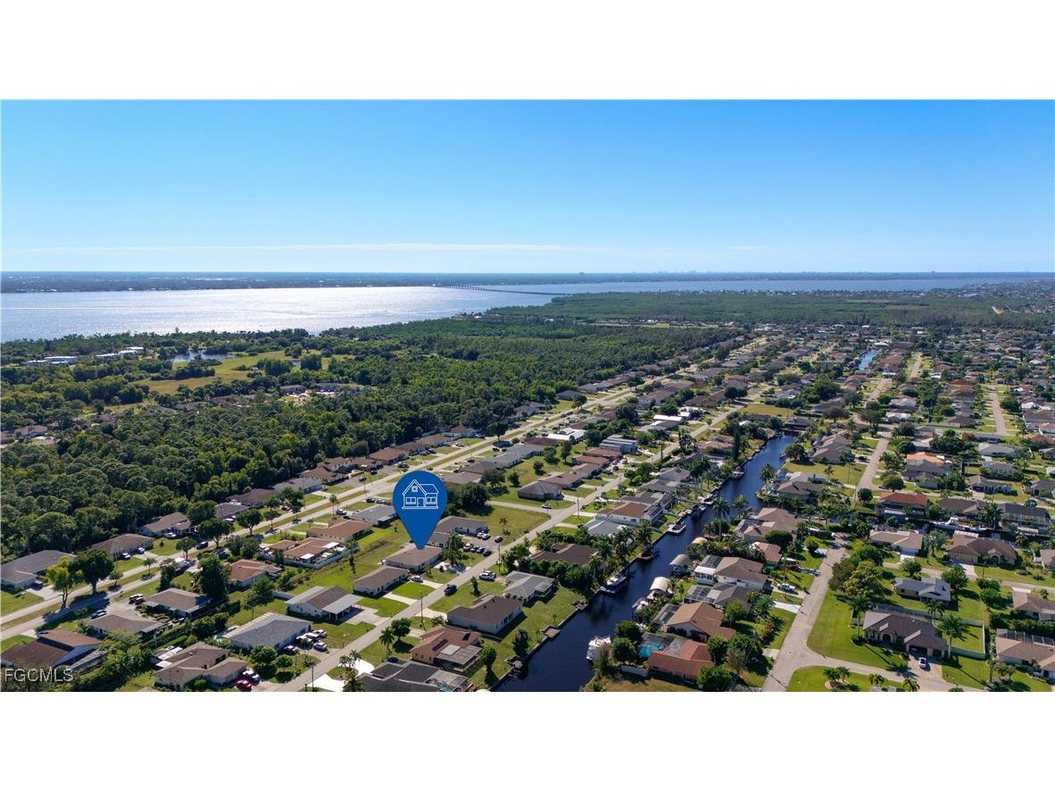 931/933 SE 23rd Place Cape Coral FL 33990 2025018797 image49