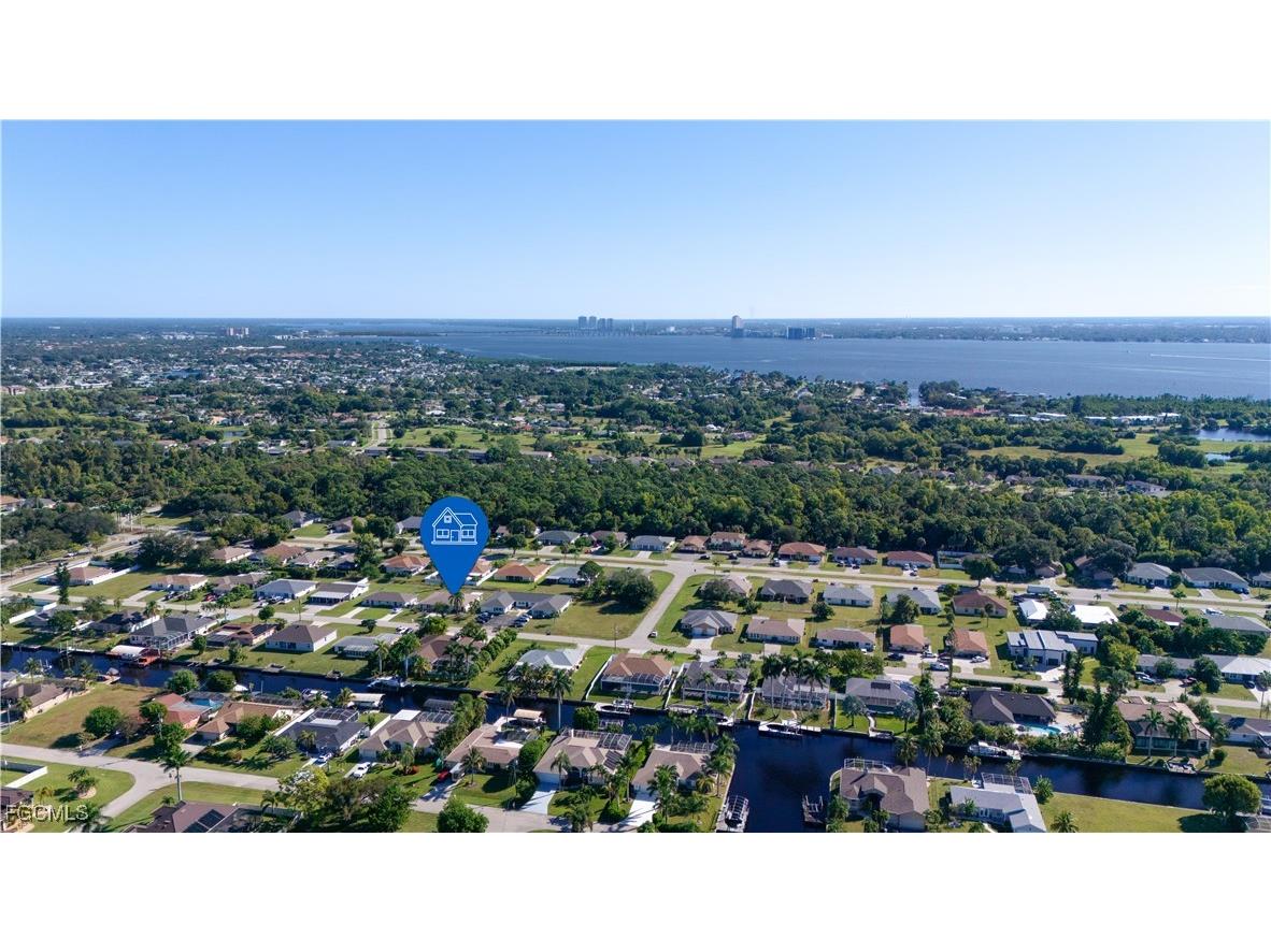 931/933 SE 23rd Place Cape Coral FL 33990 2025018797 image50