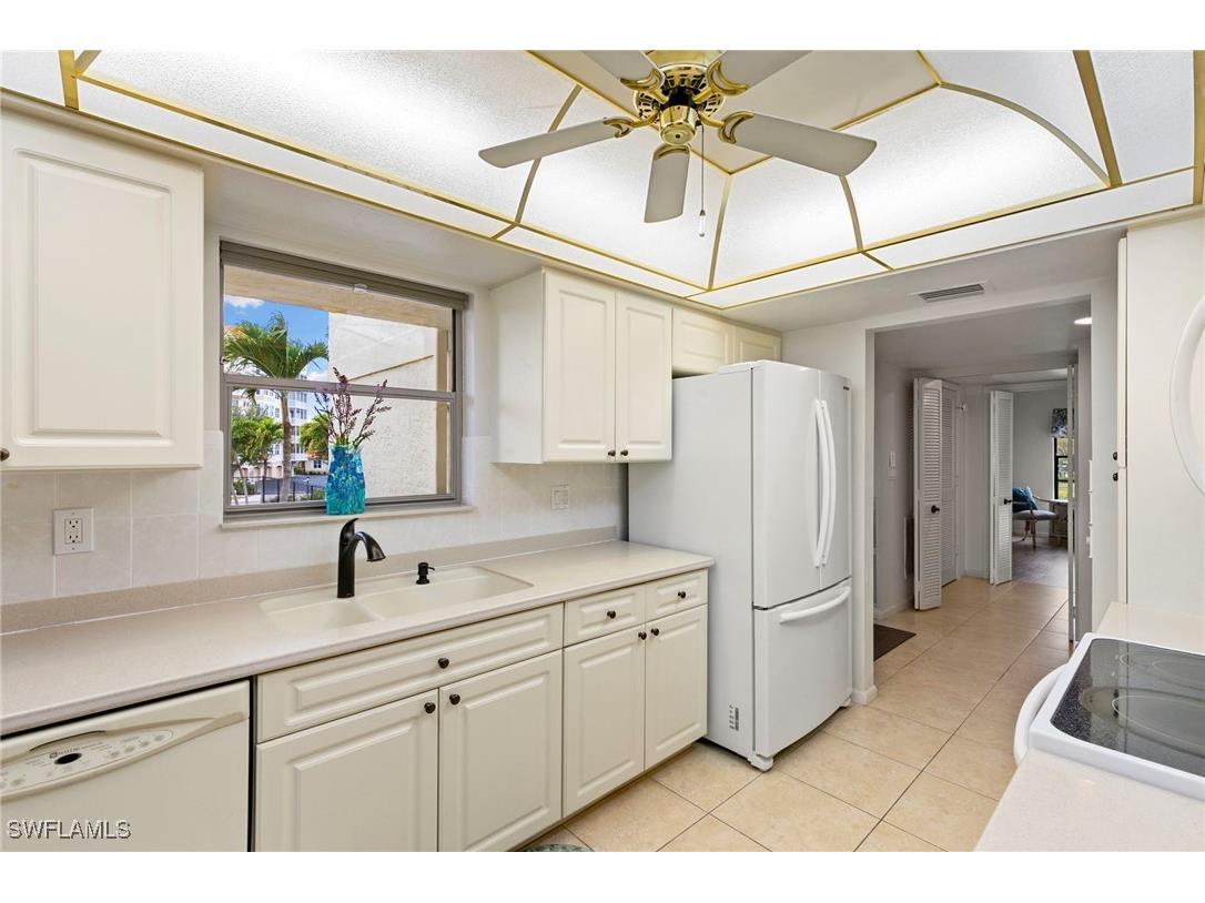 931 Collier Court #A201 Marco Island FL 34145 226004933 image11