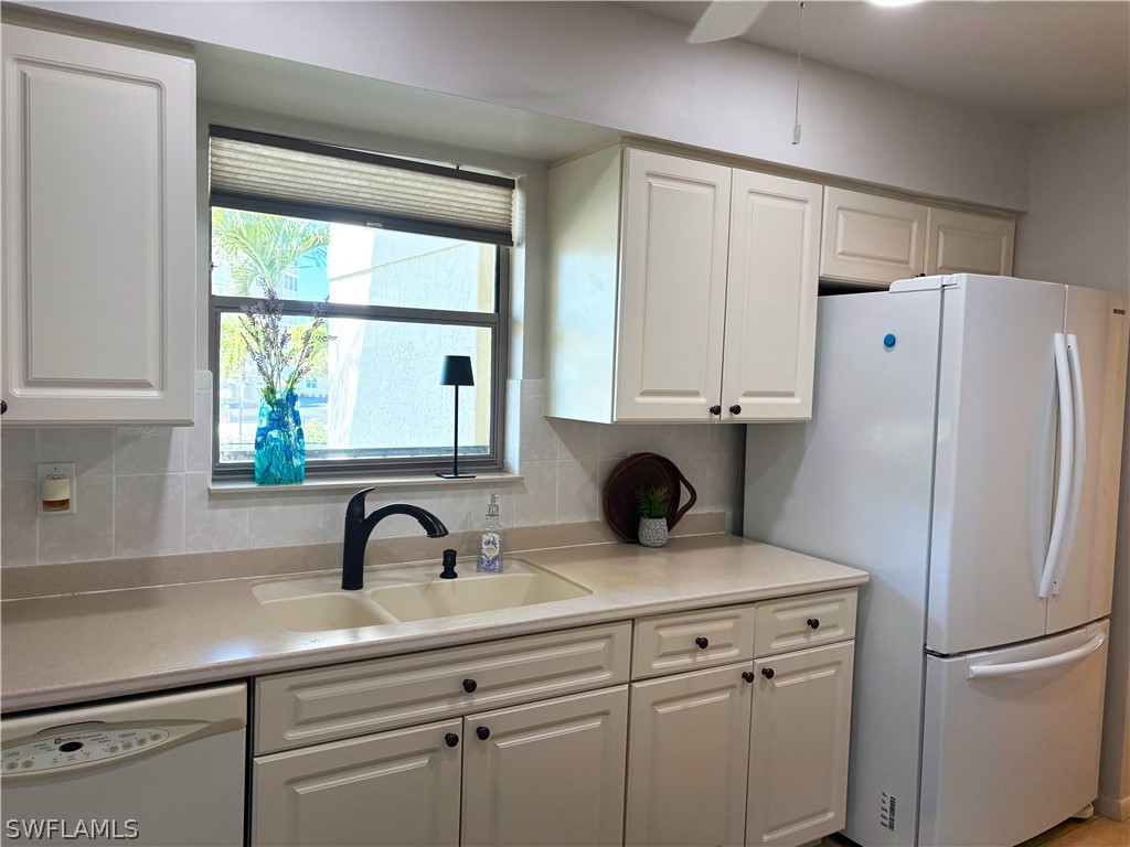 931 Collier Court #A201 Marco Island FL 34145 226004933 image12