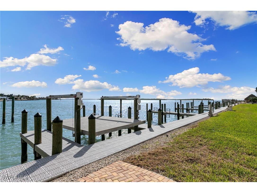 931 Collier Court #A201 Marco Island FL 34145 226004933 image37