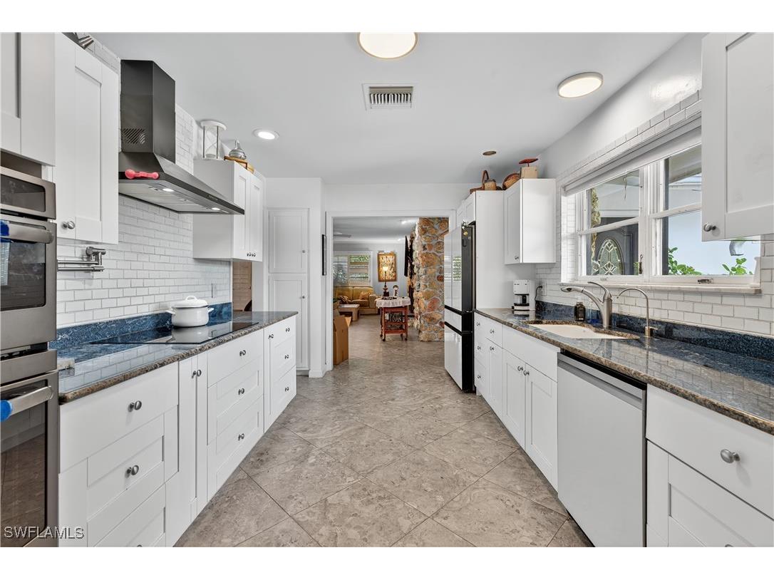 931 Scott Drive Marco Island FL 34145 225069532 image12