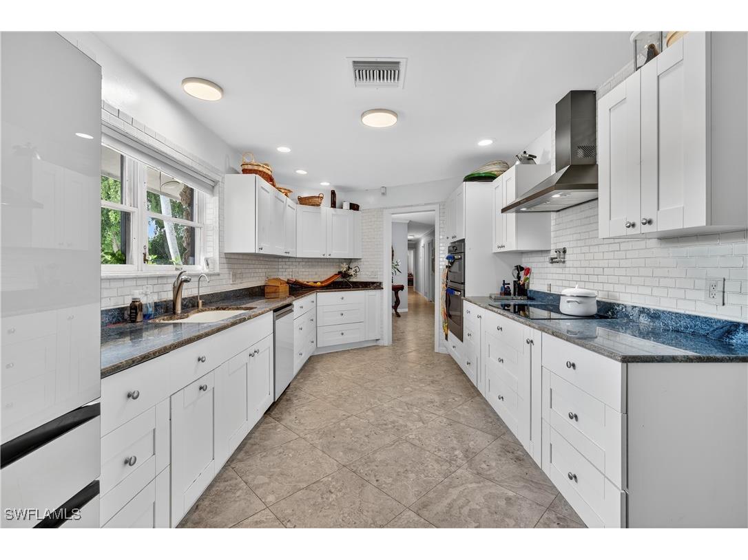 931 Scott Drive Marco Island FL 34145 225069532 image13