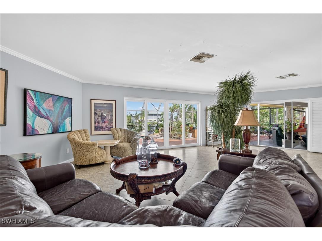 931 Scott Drive Marco Island FL 34145 225069532 image4