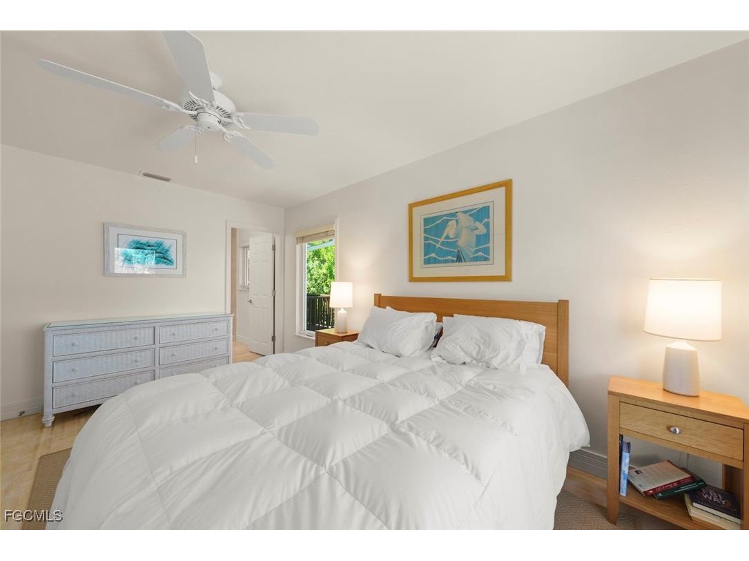 931 Snowberry Lane Sanibel FL 33957 2025018695 image36