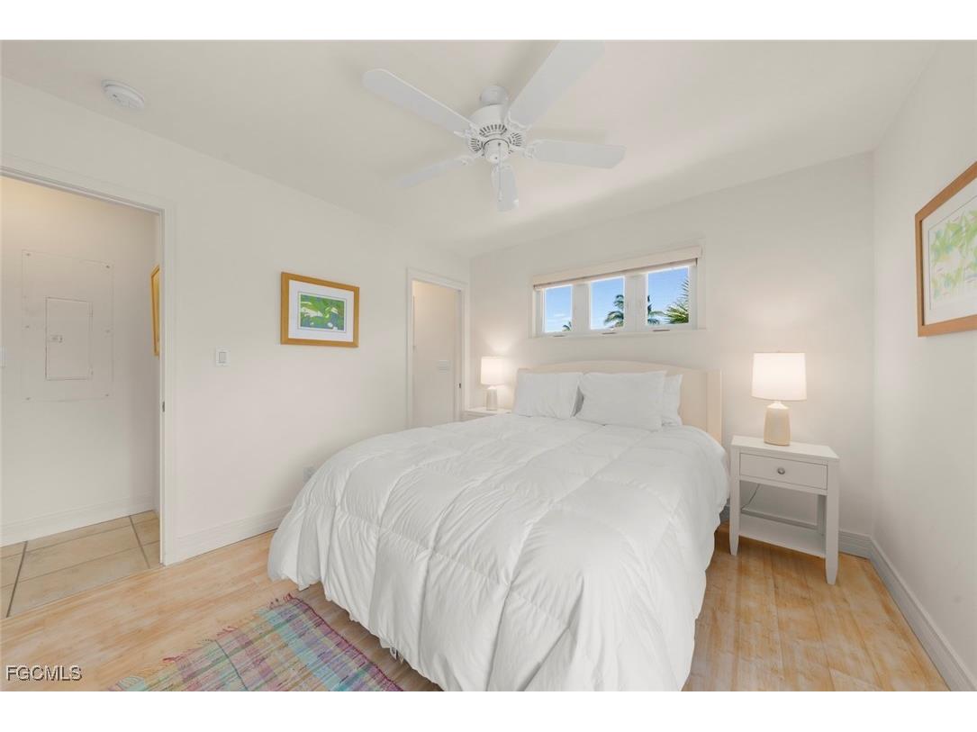 931 Snowberry Lane Sanibel FL 33957 2025018695 image38