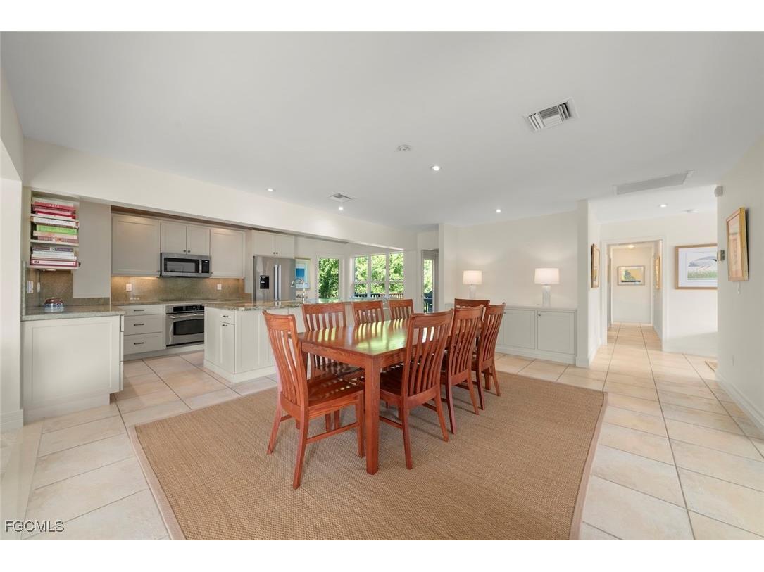 931 Snowberry Lane Sanibel FL 33957 2025018695 image6