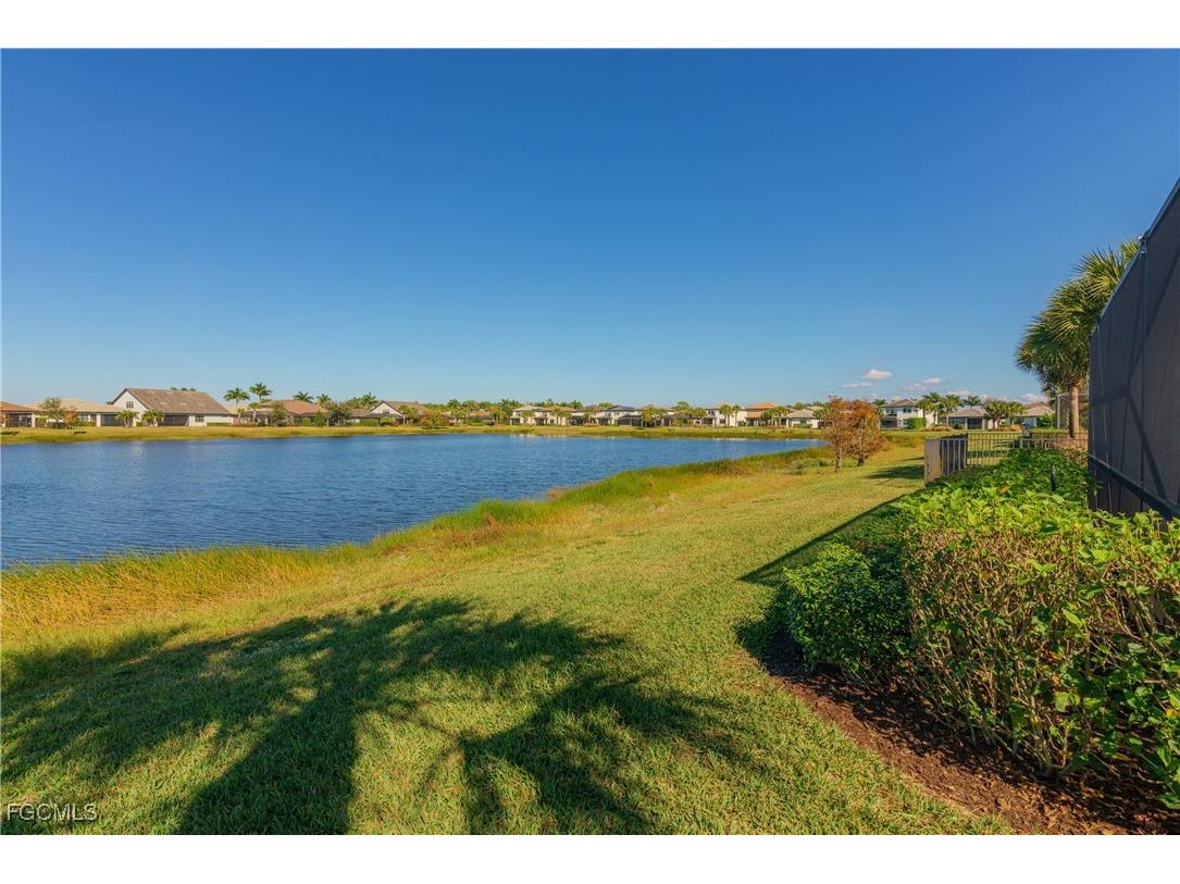 9310 Bramley Terrace Fort Myers FL 33967 2025021746 image10